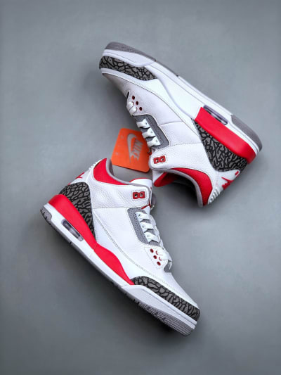 Jordan 3 Rouge Blanc