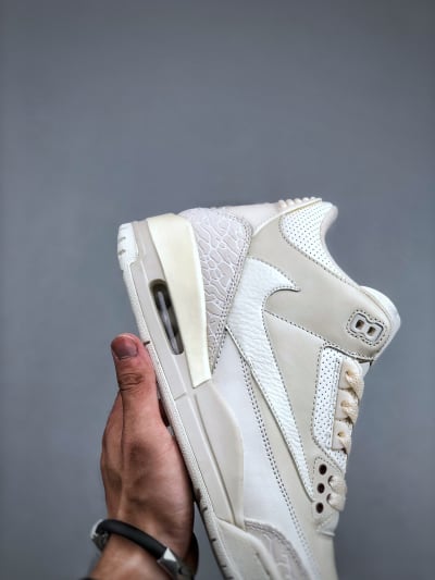 Jordan 3 Retro x Travis Scott "Sail"