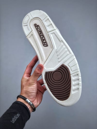 Jordan 3 Retro x Travis Scott "Sail"