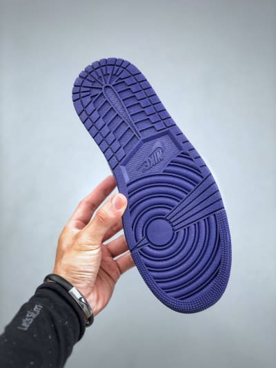 Air Jordan 1 Low Violet