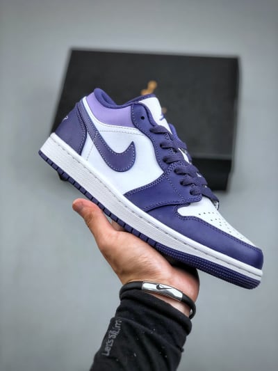 Air Jordan 1 Low Violet