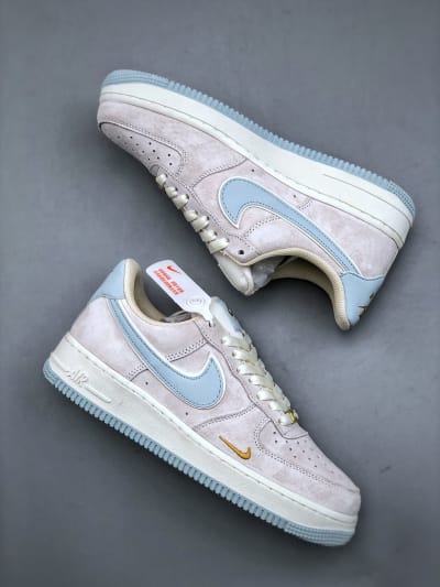 Air Force 1 X Akira Light purple