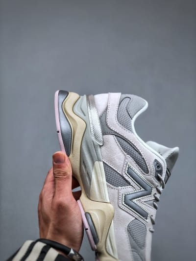 New Balance 9060 gris