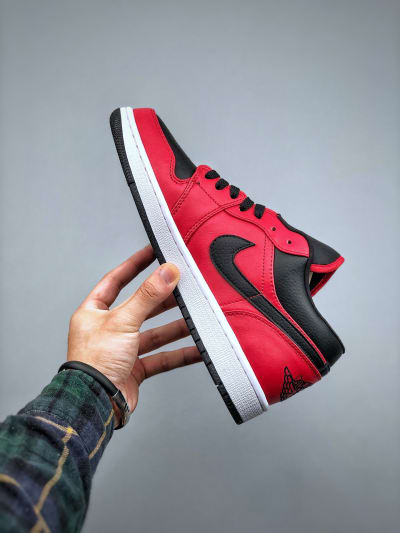 Air Jordan Low Rouge noir