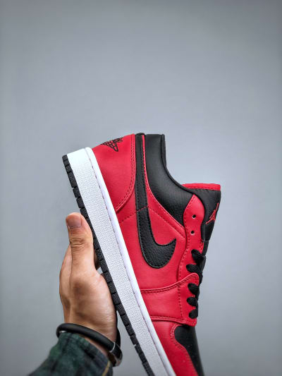 Air Jordan Low Rouge noir