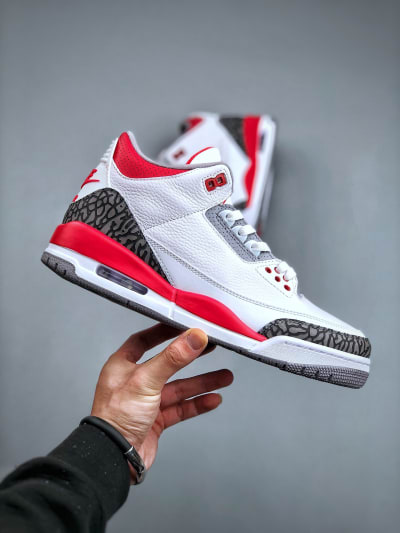 Jordan 3 Rouge Blanc