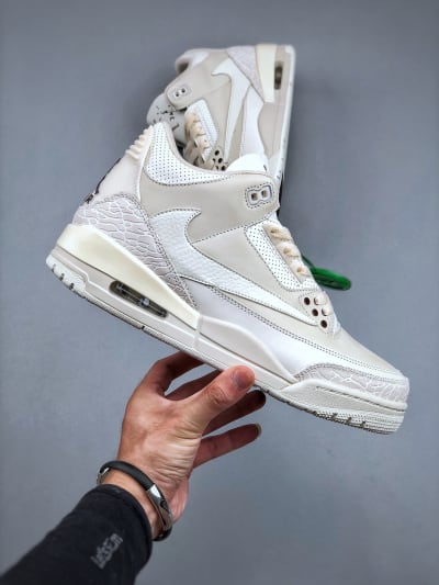 Jordan 3 Retro x Travis Scott "Sail"
