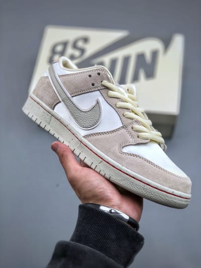 Nike Dunk Beige