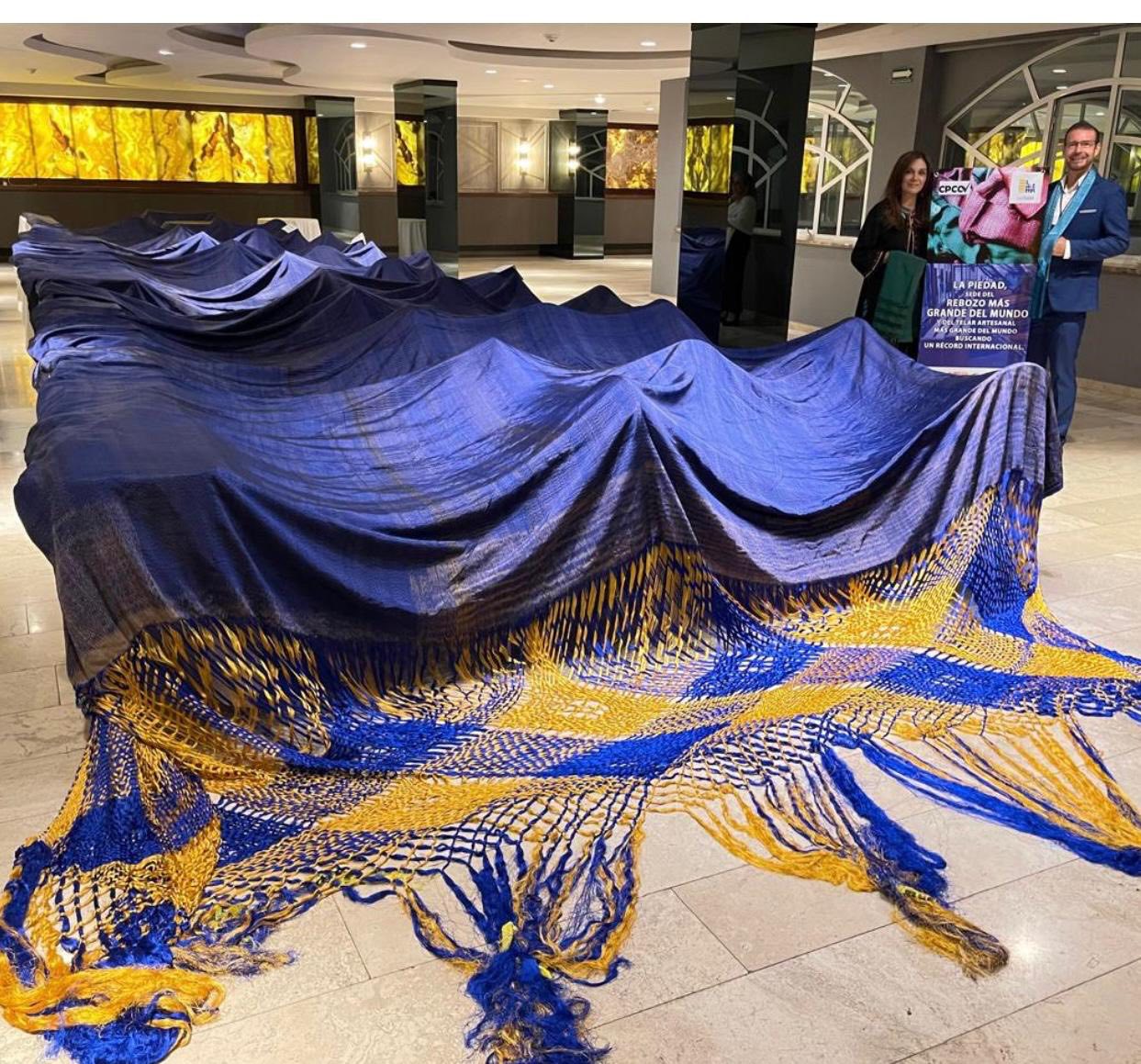 El Rebozo Más Grande del Mundo en La Piedad, Michoacán