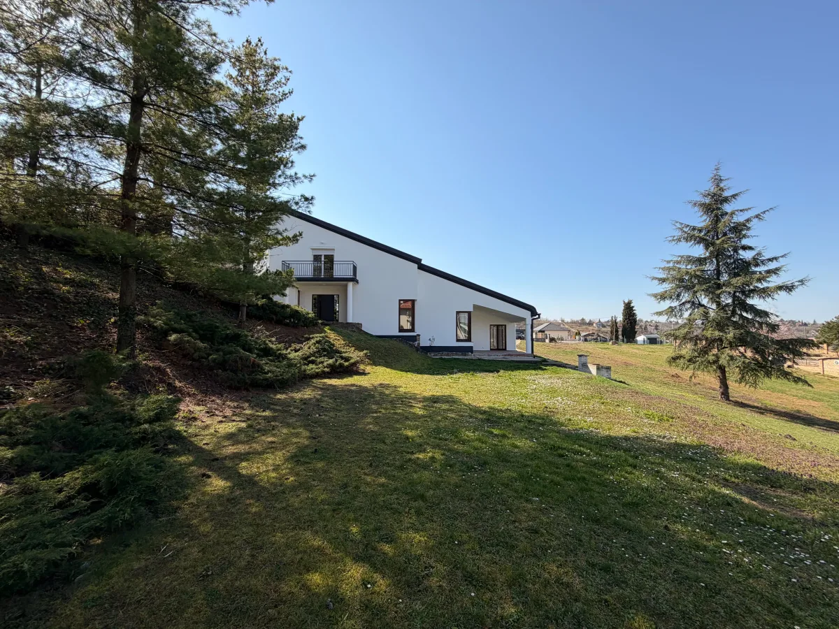 Popovica House - Media 2