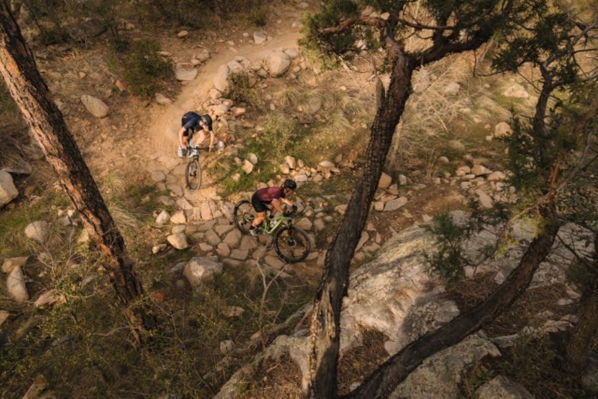 mach 4 sl action carousel 1 Medium