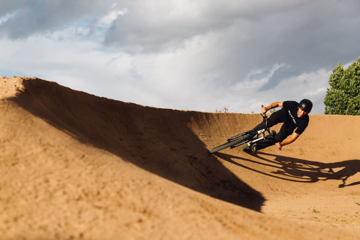 point action carousel 5 Large