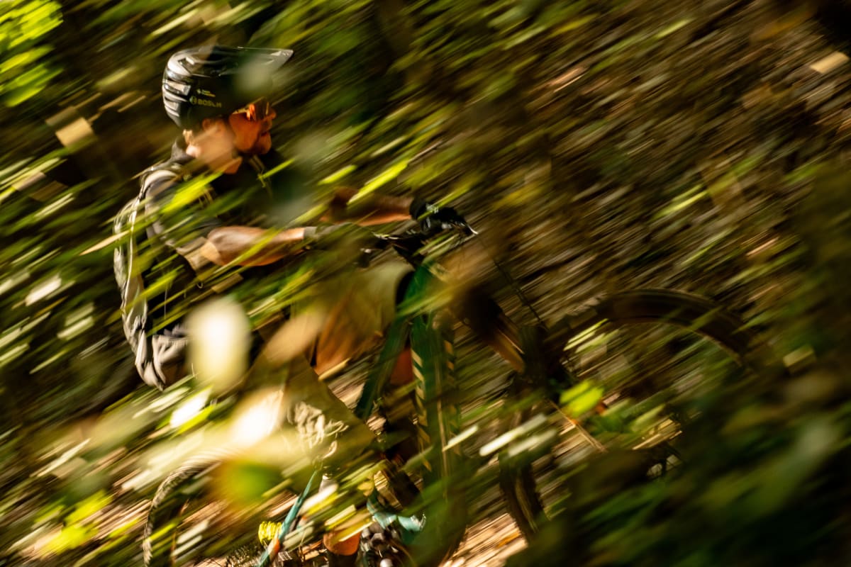 shuttle_lt_action_carousel_1