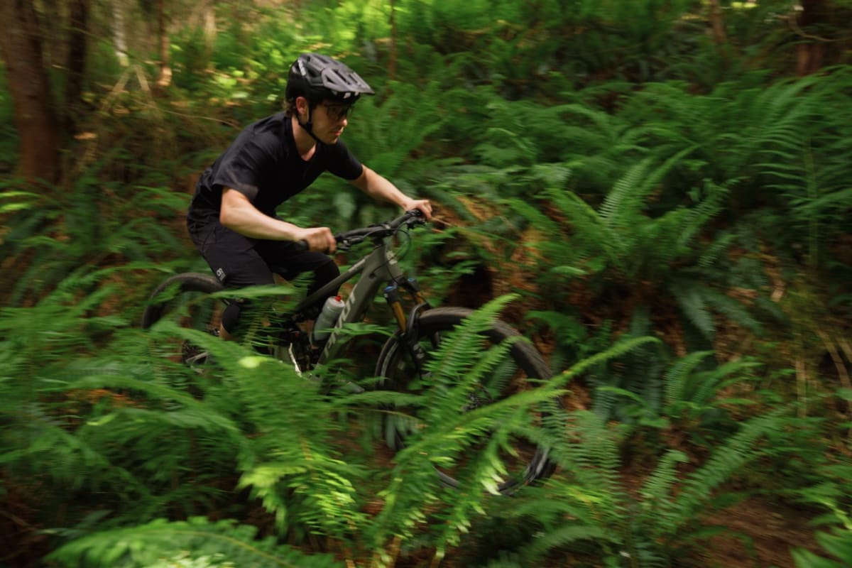 shuttle_slam_action_carousel_5 Large