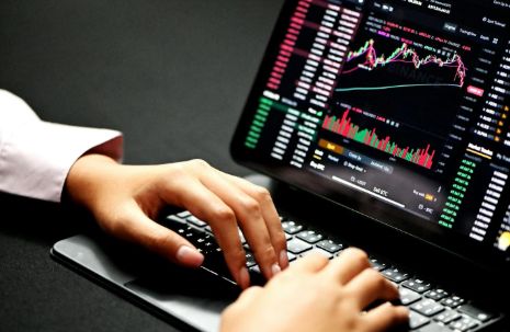 Broker choice becomes critical as USD/ZAR volatility rises during SARB rate uncertainty