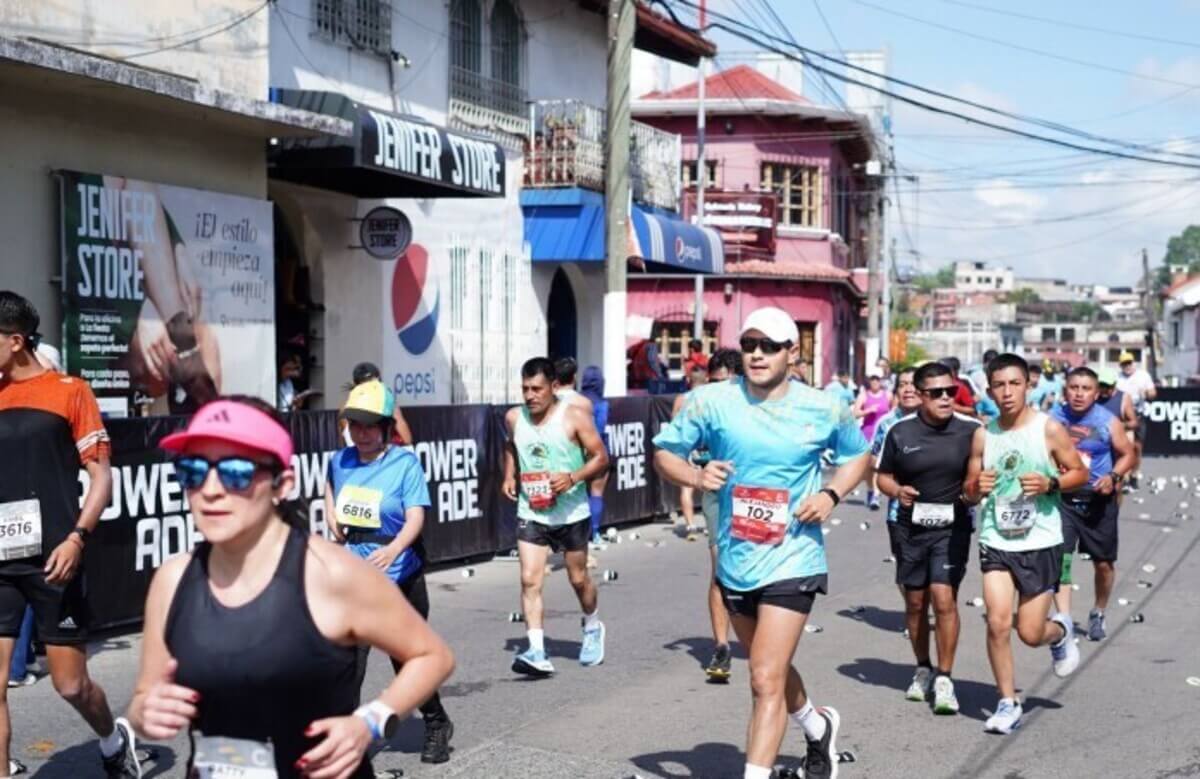 Media Maratón de Cobán celebra su edición 50 con más de 8 mil corredores y recorrido tradicional en Alta Verapaz