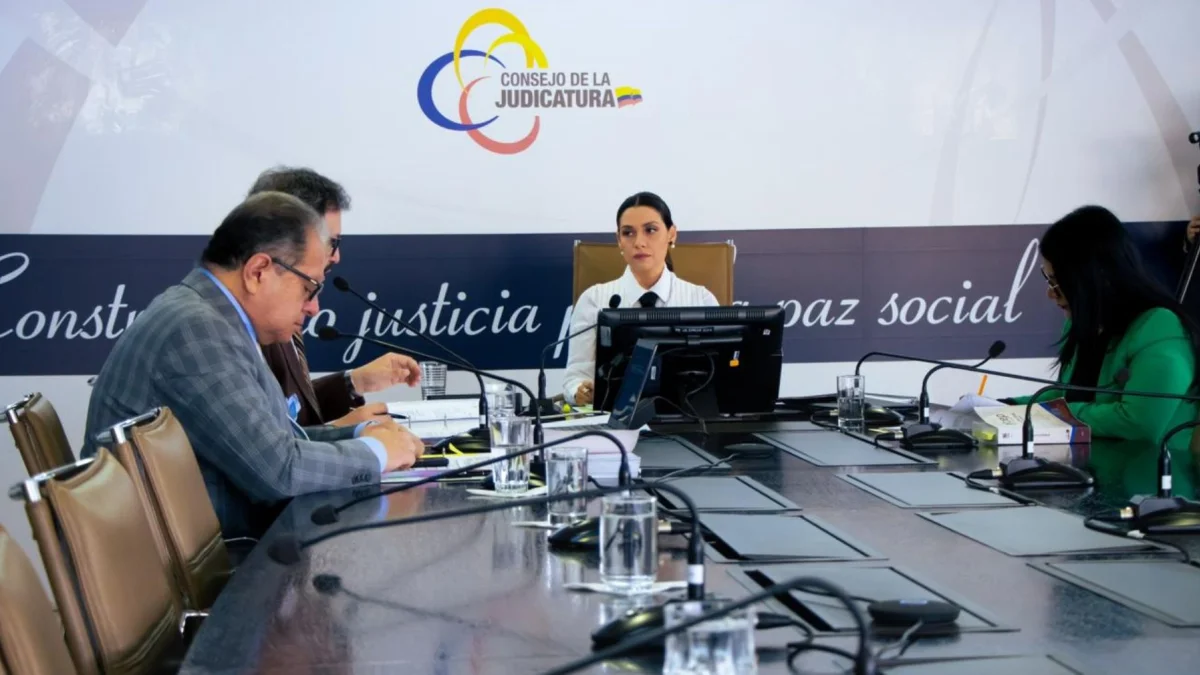 La Judicatura de Ecuador refuerza el servicio de defensa pública con nuevos defensores temporales en cinco provincias