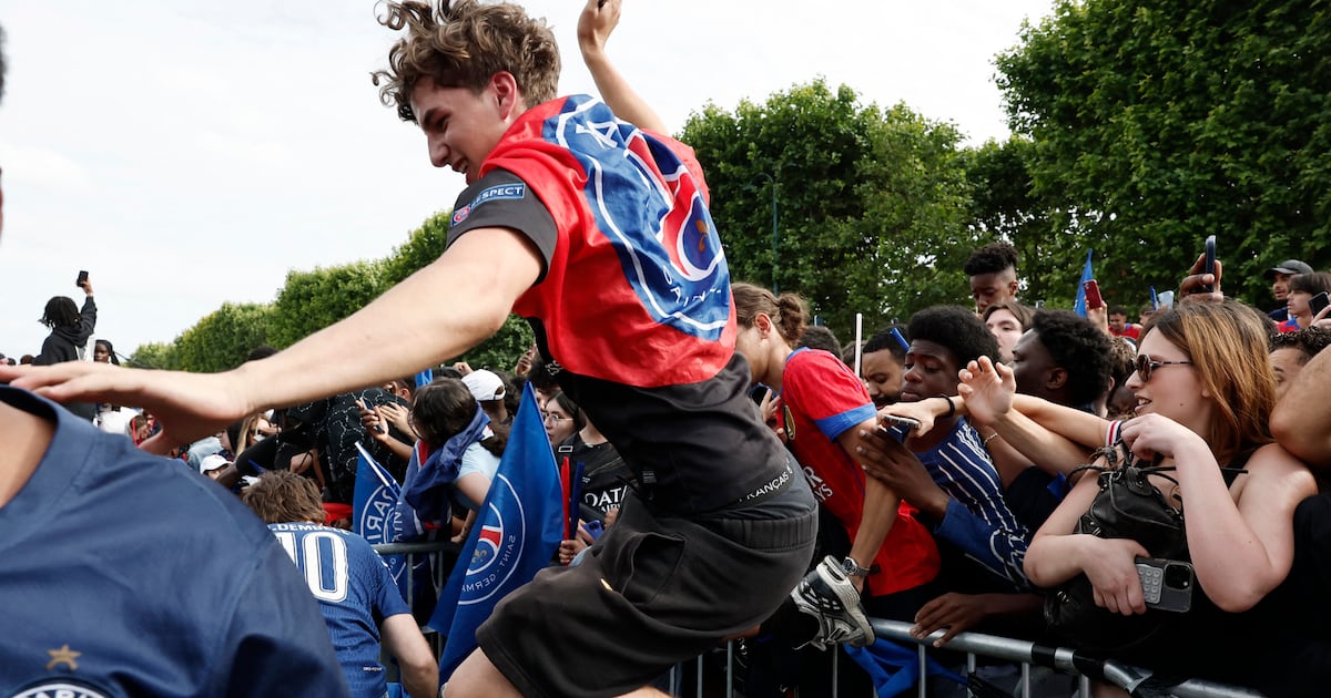 Over 200 injured and one dead after PSG Champions League celebrations in Paris