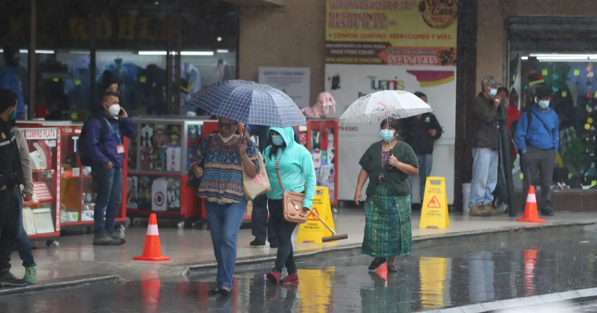 Insivumeh prevé combinación de lluvias intensas y altas temperaturas en Guatemala del 1 al 5 de junio