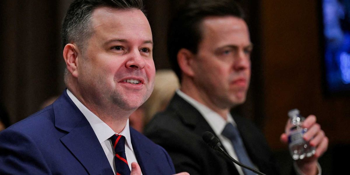 Bipartisan concerns emerge over Trump’s appointment of Bill Pulte as acting intelligence chief