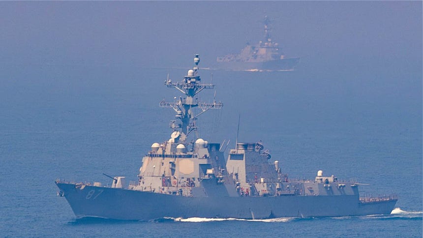 Irán endurece advertencias sobre el tránsito marítimo en el estrecho de Ormuz en medio de tensiones con Estados Unidos