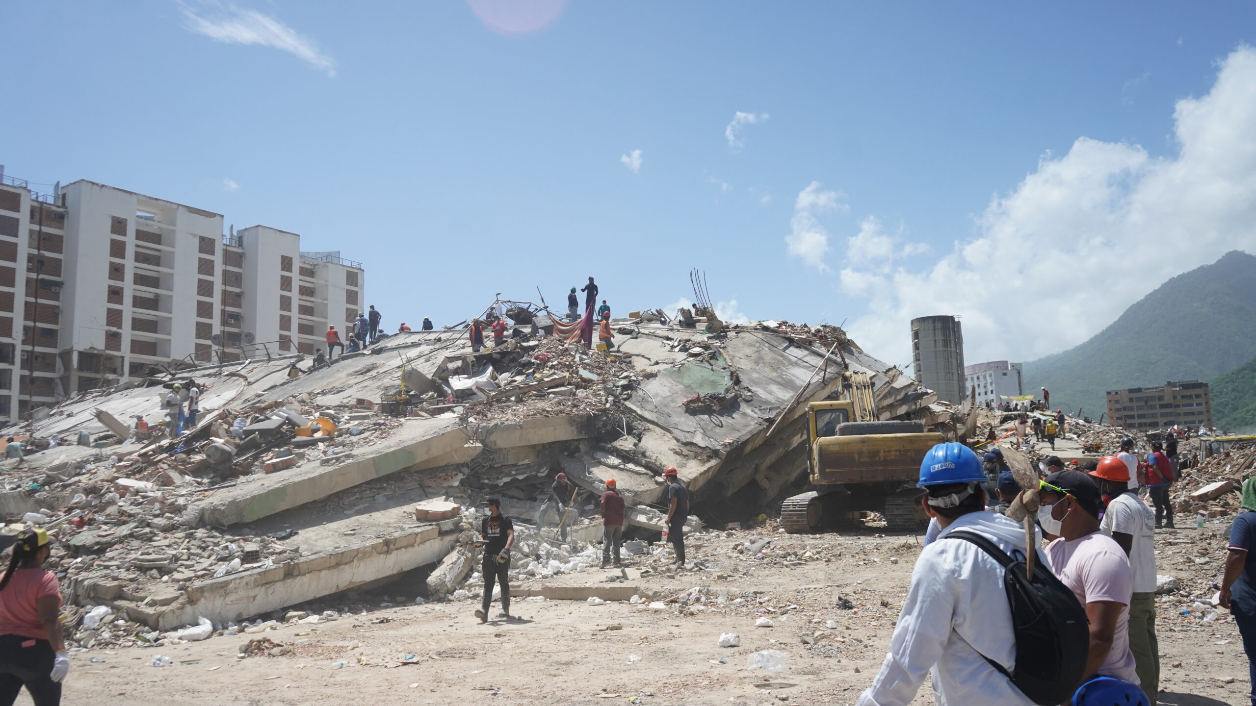 La Guaira enfrenta las consecuencias de los terremotos entre rescates, ruinas y una lenta recuperación