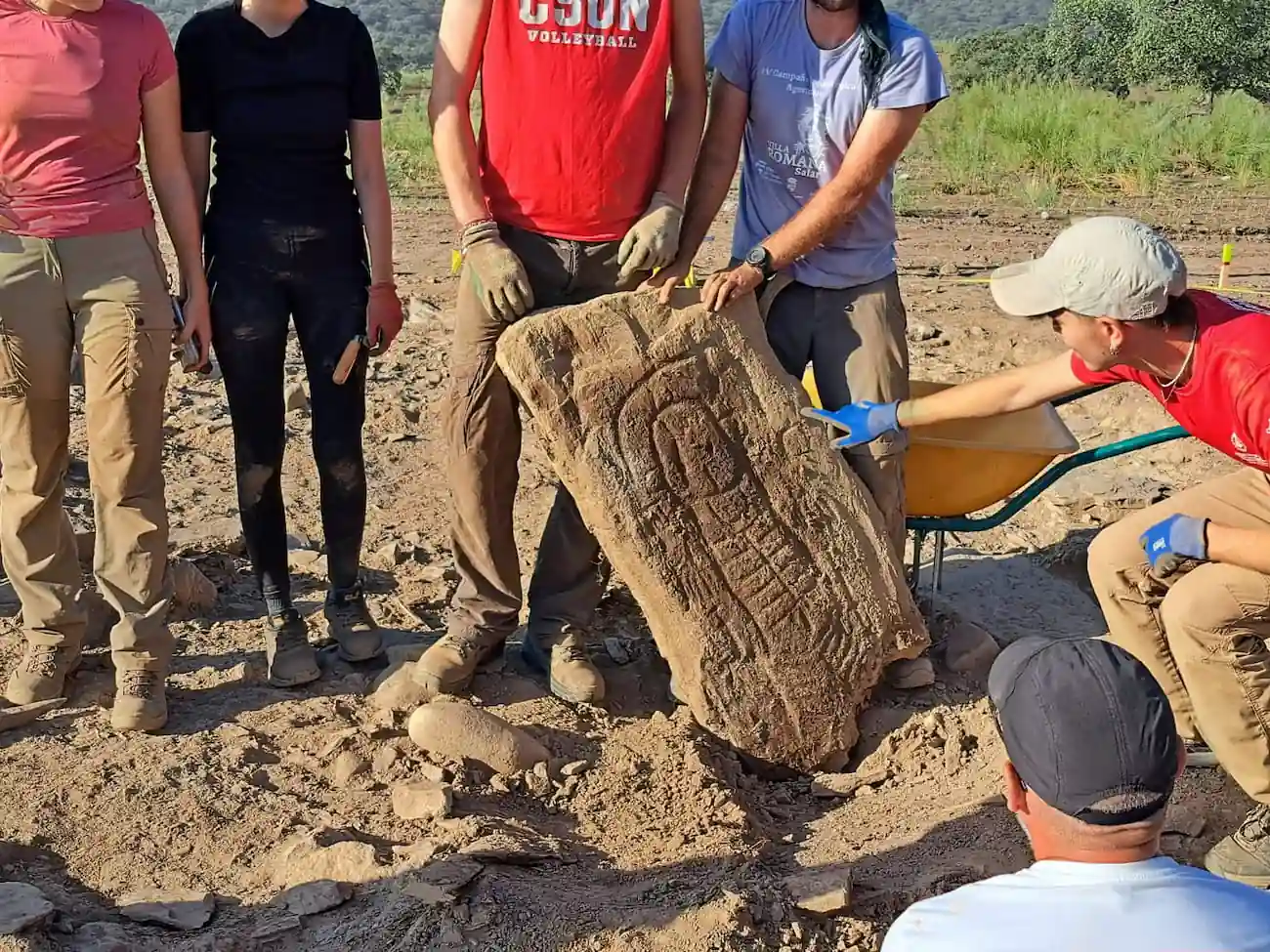 Las estelas de la Edad del Hierro del suroeste peninsular eran marcadores funerarios y territoriales en rutas de comunicación antiguas