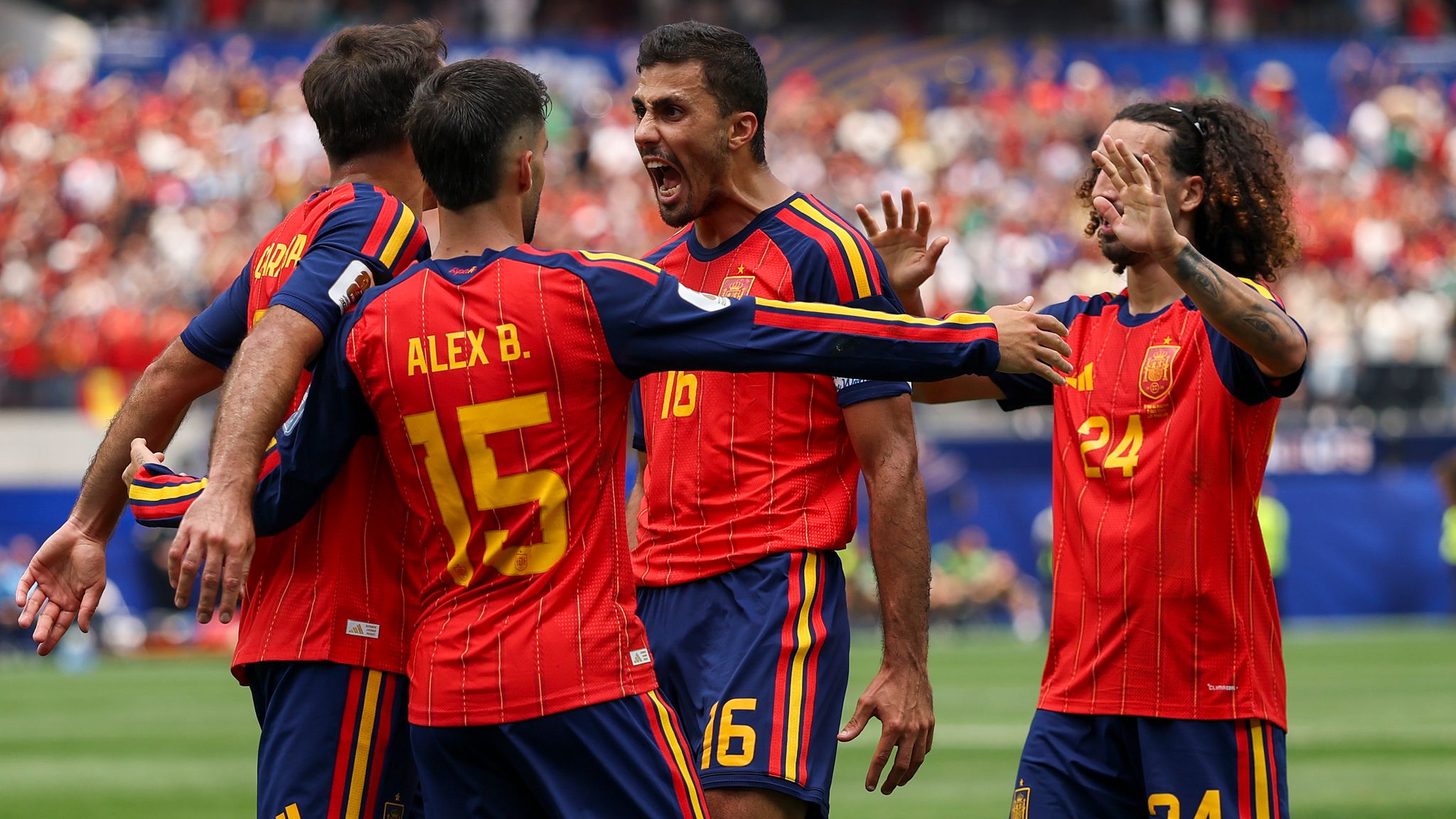 Spain beat Austria 3–0 to reach World Cup Round of 16