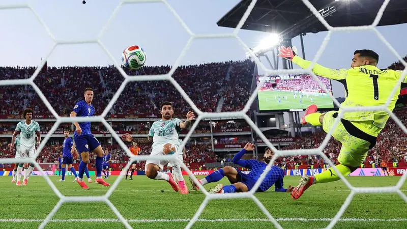 La tecnología del VAR y el balón con chip que definió la clasificación de Portugal tras anular un gol a Croacia
