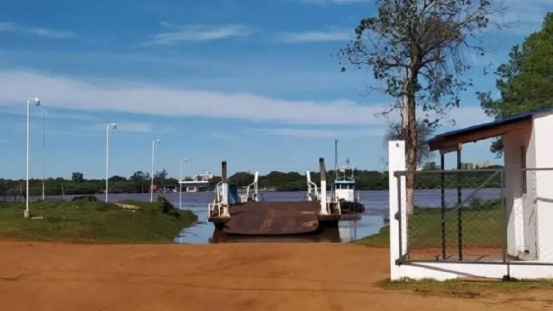 Clausura temporal del paso fronterizo por crecida del río Uruguay