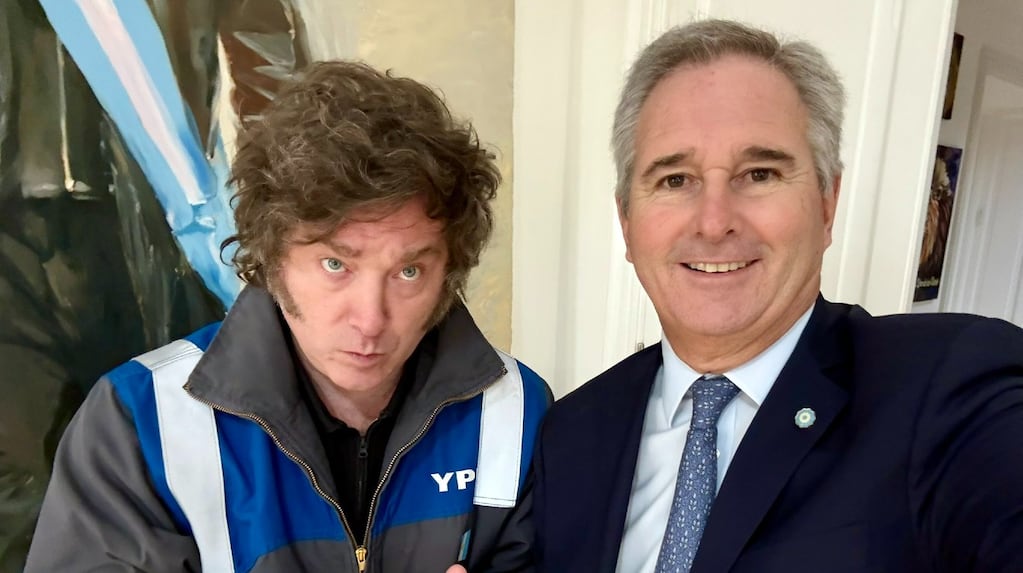 Javier Milei podría visitar el Reino Unido para liderar un foro de inversiones