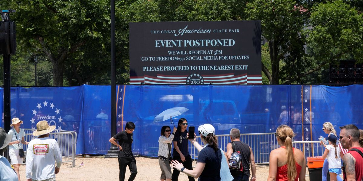 Trump's Failed State Fair and Political Struggles Highlight Public Discontent