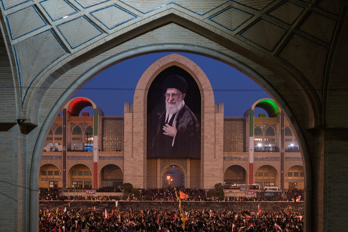 Iranian Funeral Ceremony Includes Call for Trump's Death
