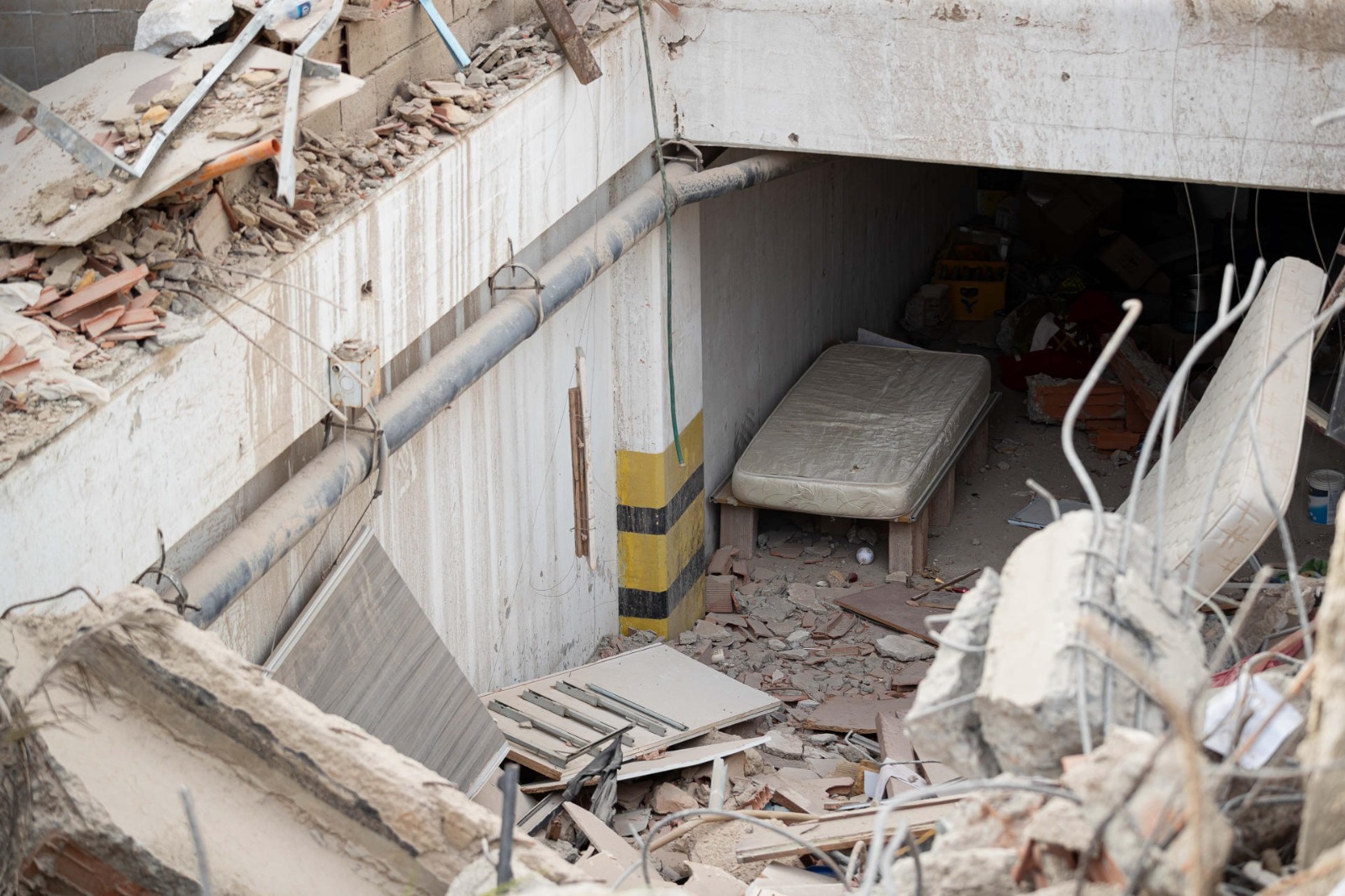 Trágica muerte de la esposa y hija de Eliézer Alfonzo tras terremoto en La Guaira