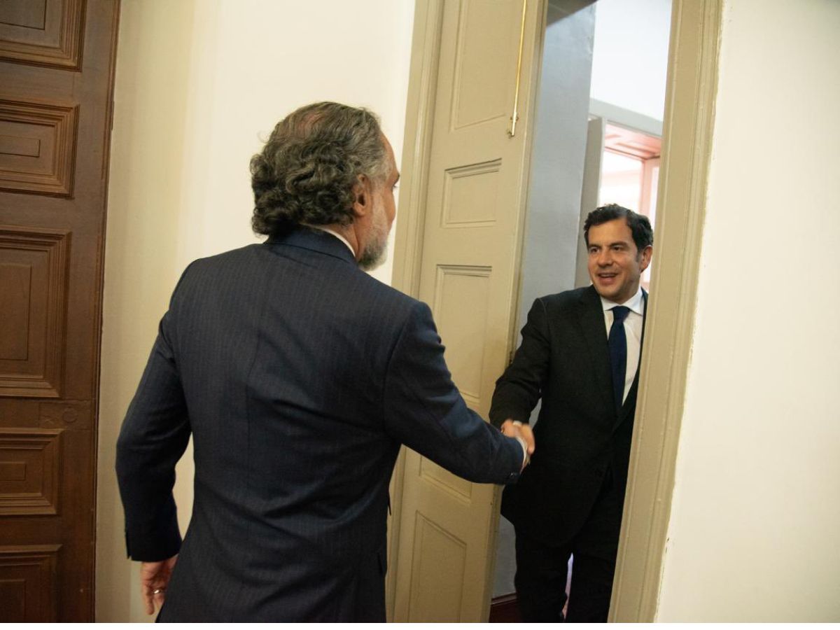 Empalme entre gobiernos: primer encuentro entre ministros de Petro y De la Espriella