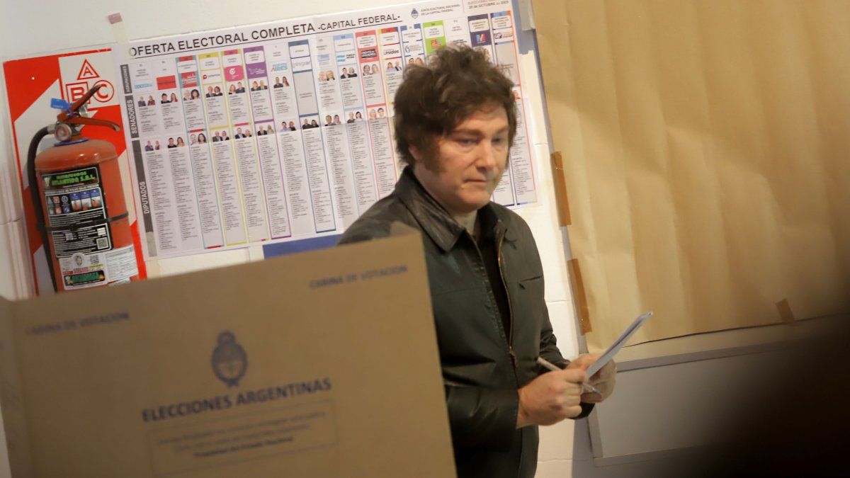 Negociaciones políticas sobre reforma electoral para las próximas elecciones presidenciales