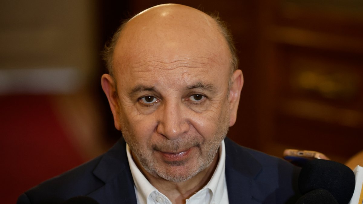 Senador Castro explica decisión de anticipar recurso contra megarreforma