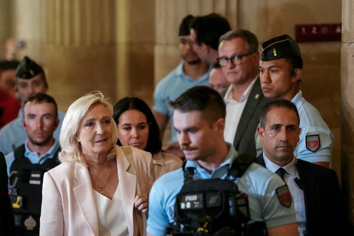 Farage Resigns to Run Again, Le Pen Advances in French Election