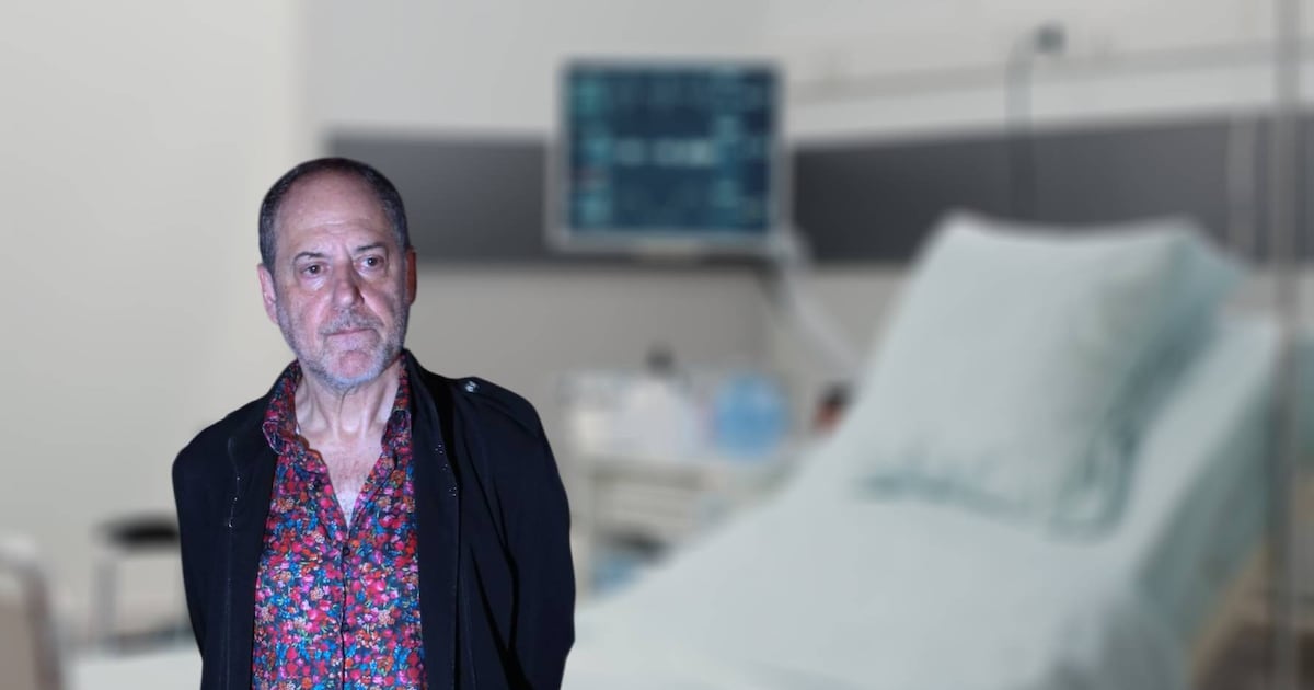 Alejandro Marcovich sale del hospital tras coma por ACV, esposa confirma su recuperación