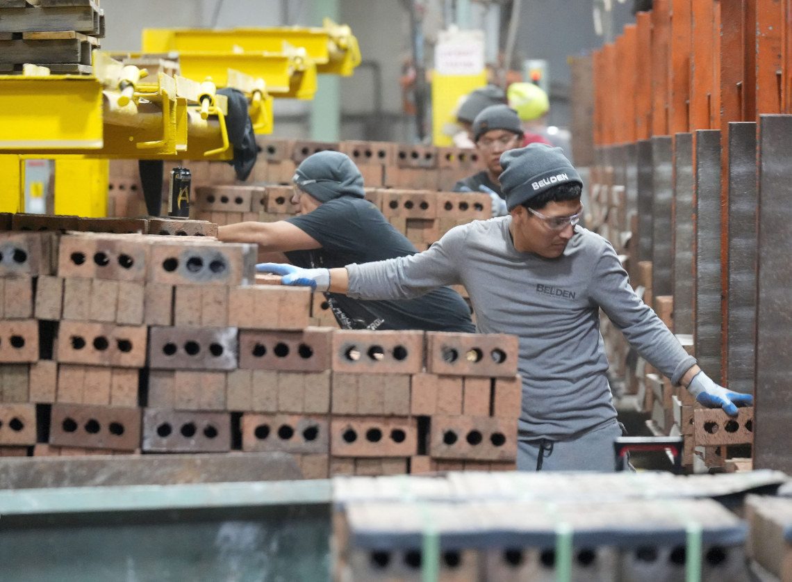 Data Centers Drive Up Power Costs for Rust Belt Manufacturers