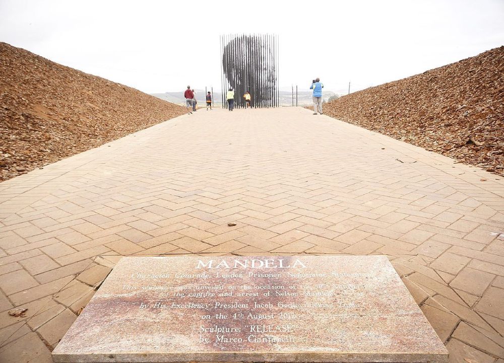 Nelson Mandela's Capture Site: A Monument to His Arrest in Howick