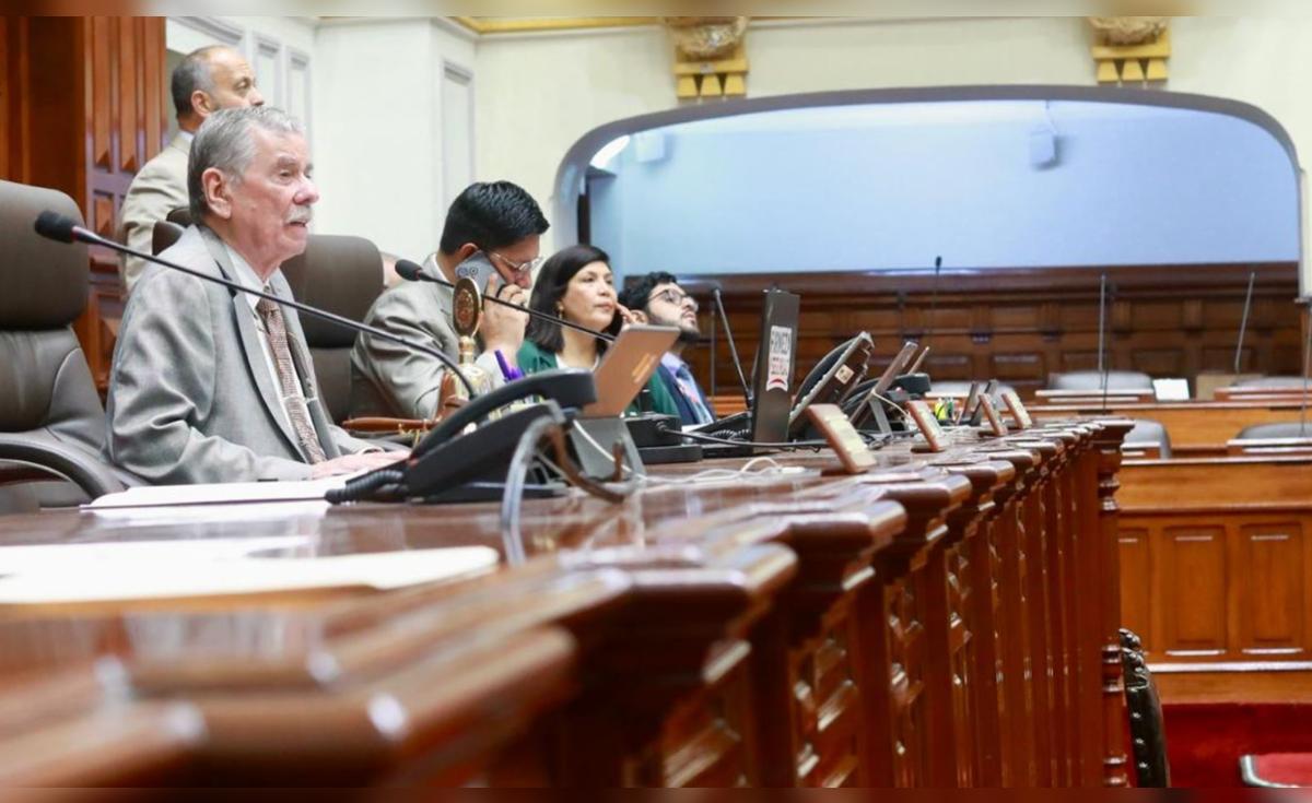 Comisión Permanente reprograma debate sobre créditos suplementarios