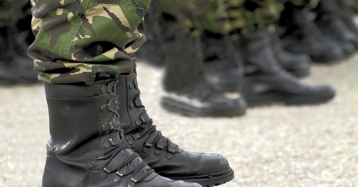 Ministerio de Defensa impulsa curso sobre la "otra mirada" de los años 70 en escuela militar