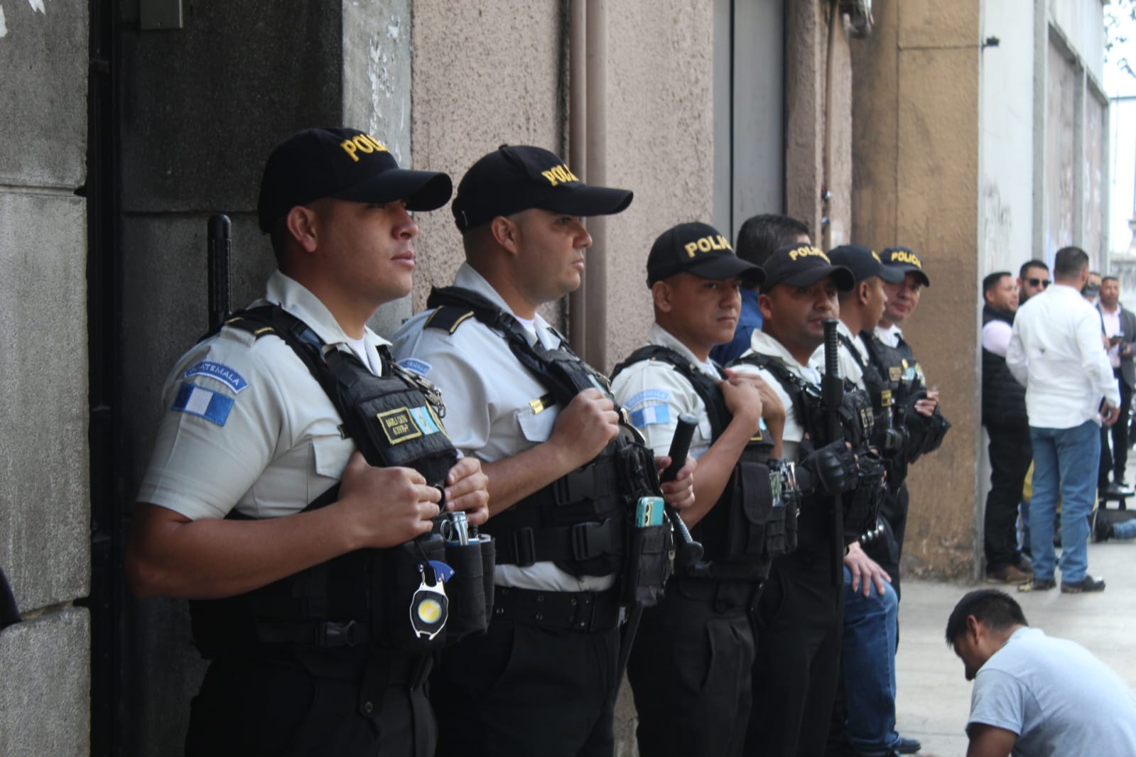 Mingob implementa bono mensual para agentes de la PNC