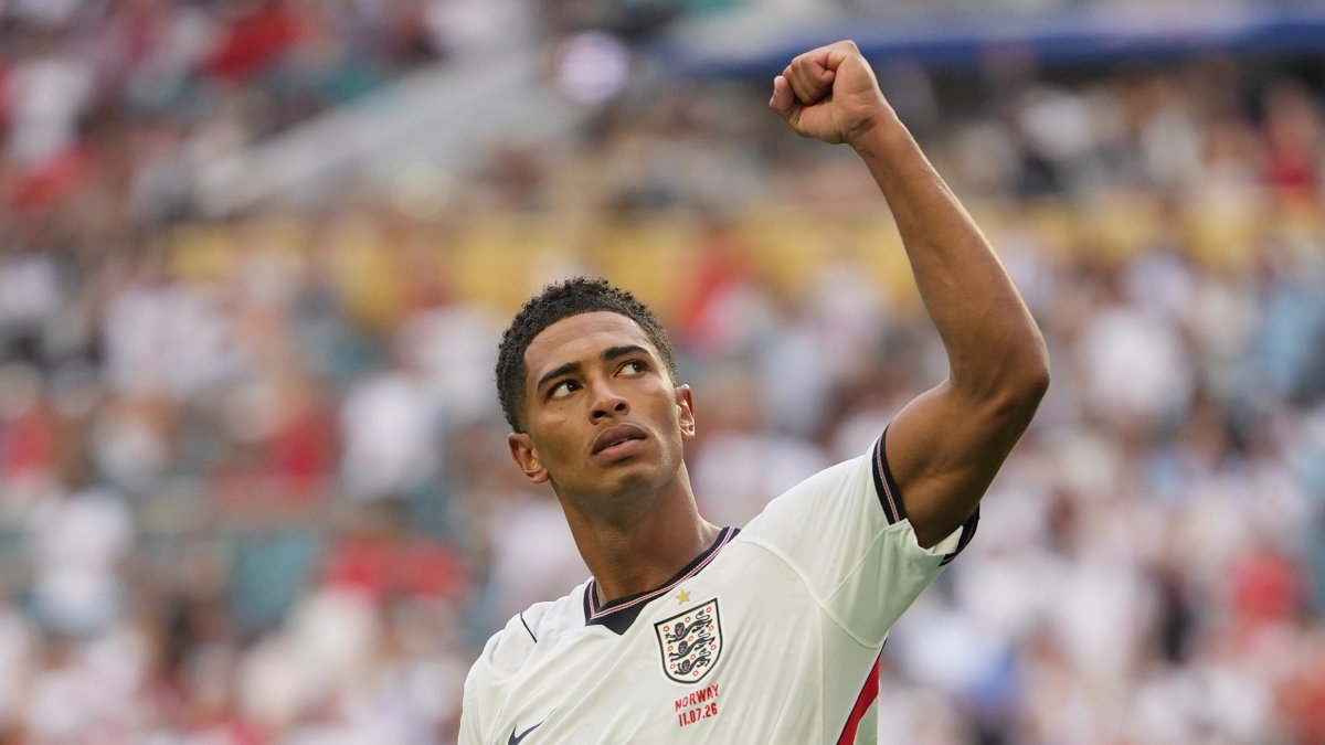 Inglaterra vence 2-1 a Noruega con un doblete de Jude Bellingham y clasifica a las semifinales del Mundial 2026