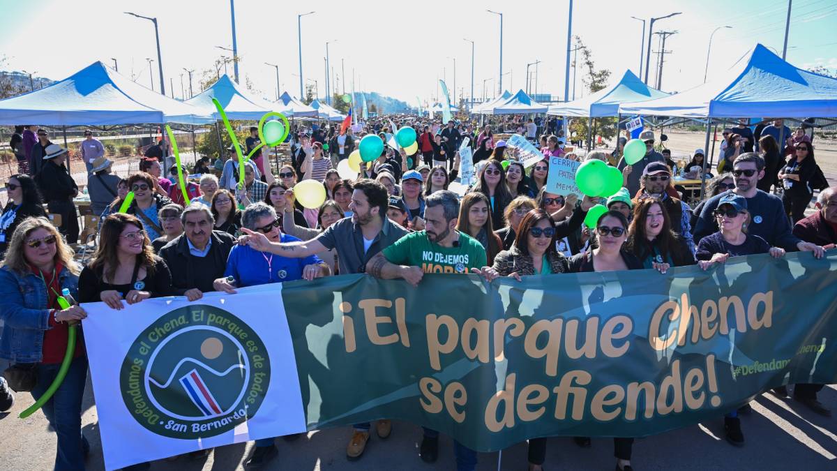 Más de 3 mil personas marchan por el Parque Metropolitano Cerro Chena