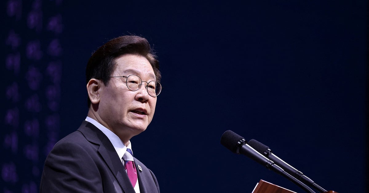 South Korea Seeks North Korean Cooperation in Search for Missing Navy Seaman Near Border