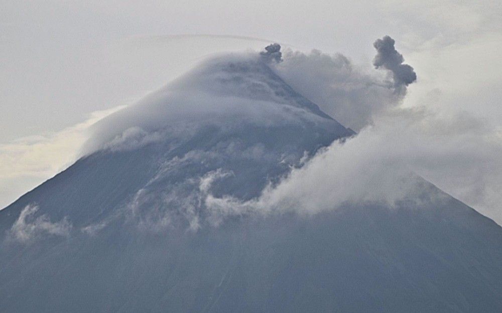 Mayon Volcano shows signs of increased activity due to high sulfur dioxide levels