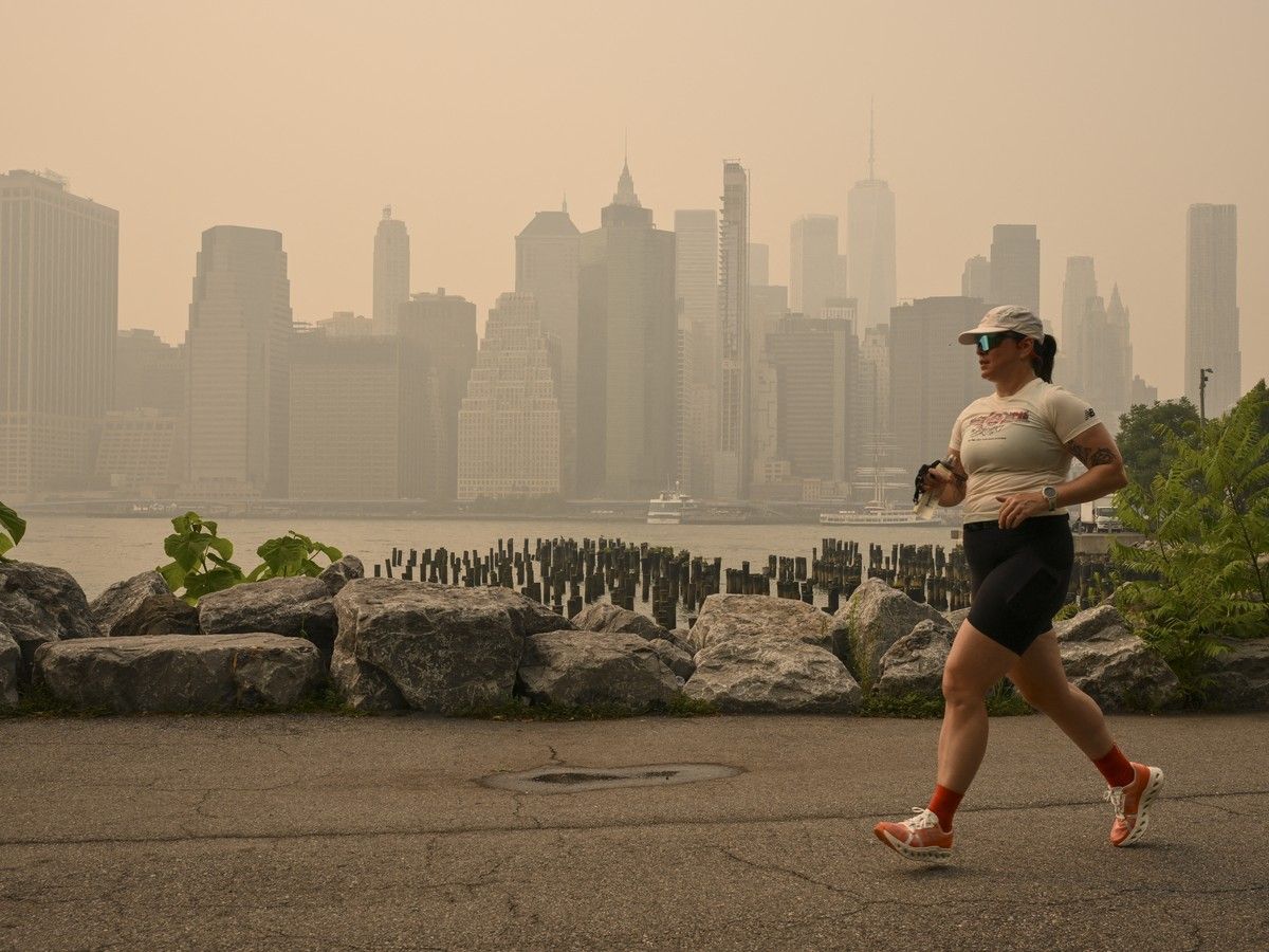 Midwestern Republicans Criticize Canada's Forest Management Amid Wildfire Smoke Concerns