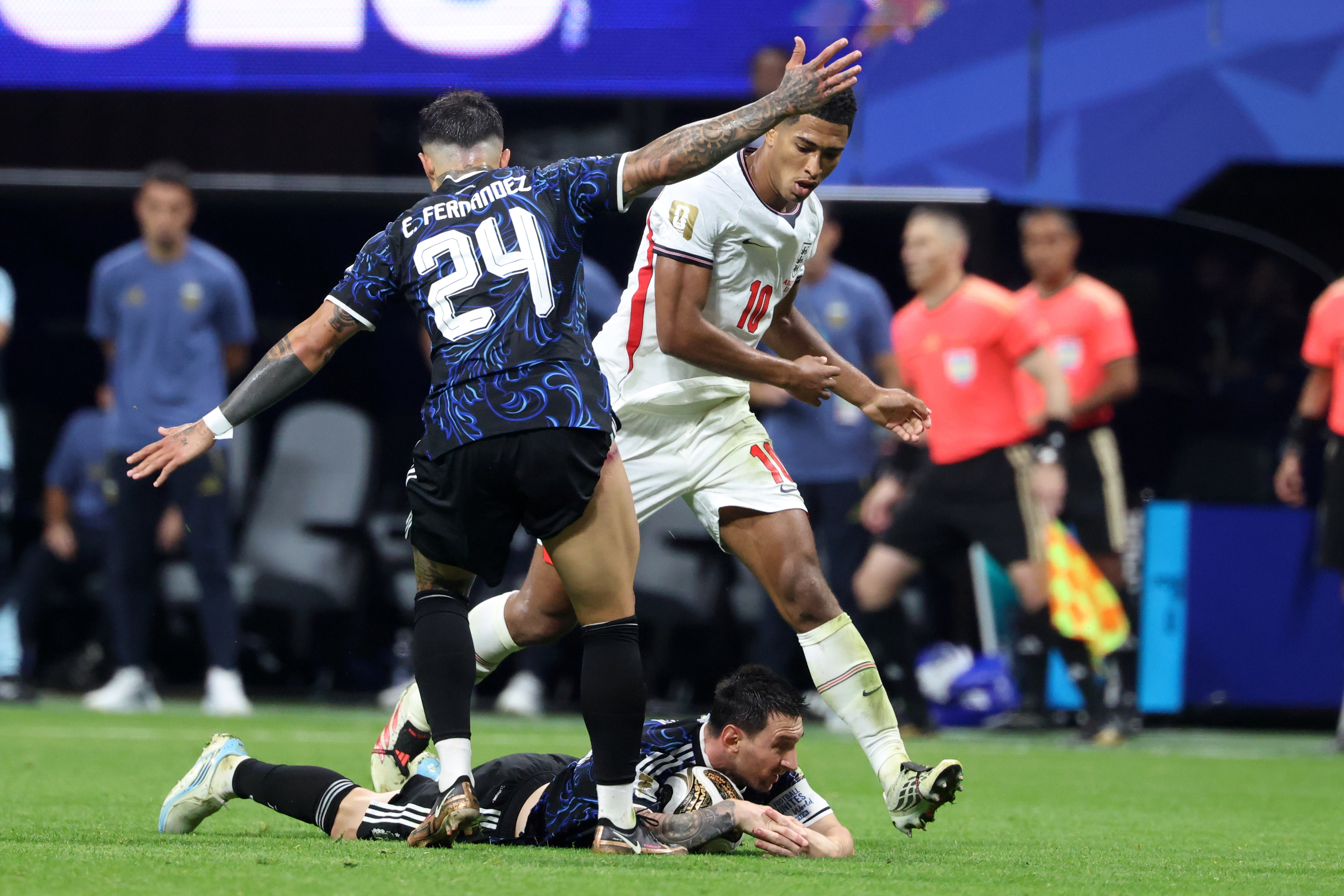 Análisis del partido Argentina vs Inglaterra en el Mundial 2026: contexto y estrategias